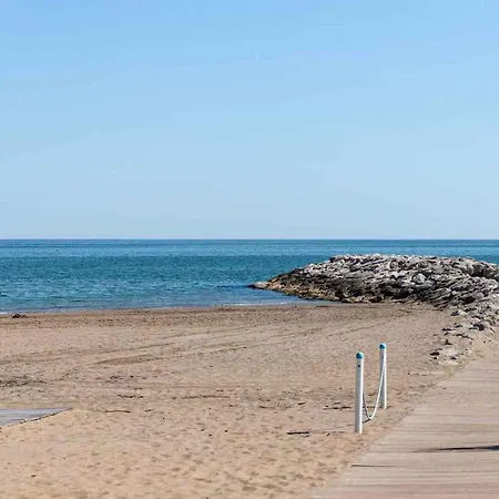 Beachfront In 54879