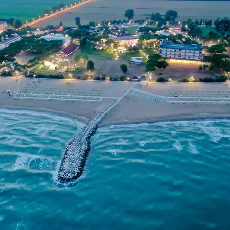 Apartment Beachfront In 54879