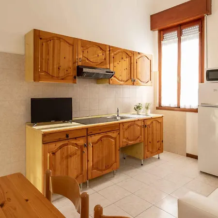 Beachfront In 54879 Apartment *